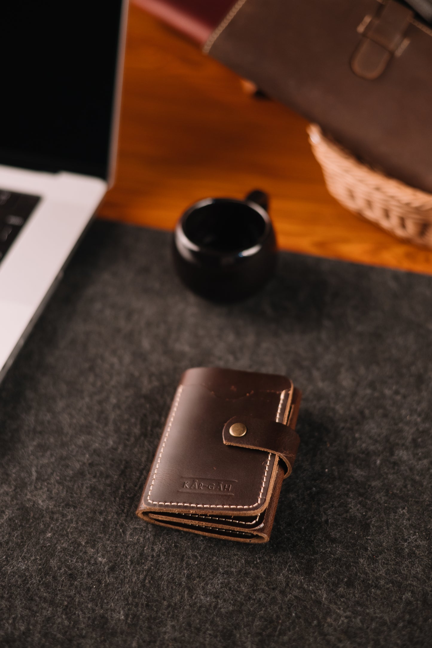 Kar-Gah Crafted Edge (VINTAGE UMBER)