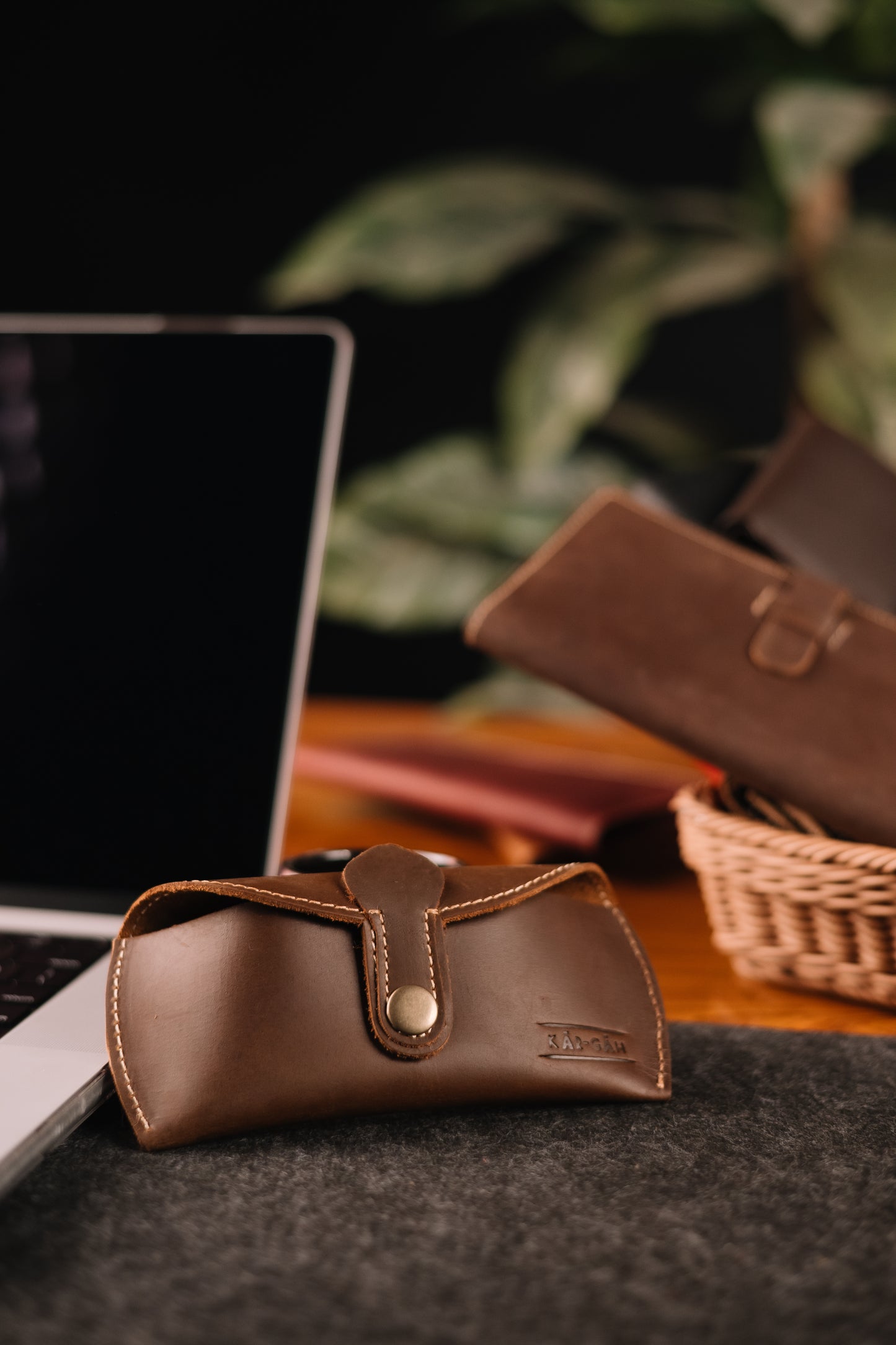 Kar-Gah Dapper Sleeve (VINTAGE BROWN)
