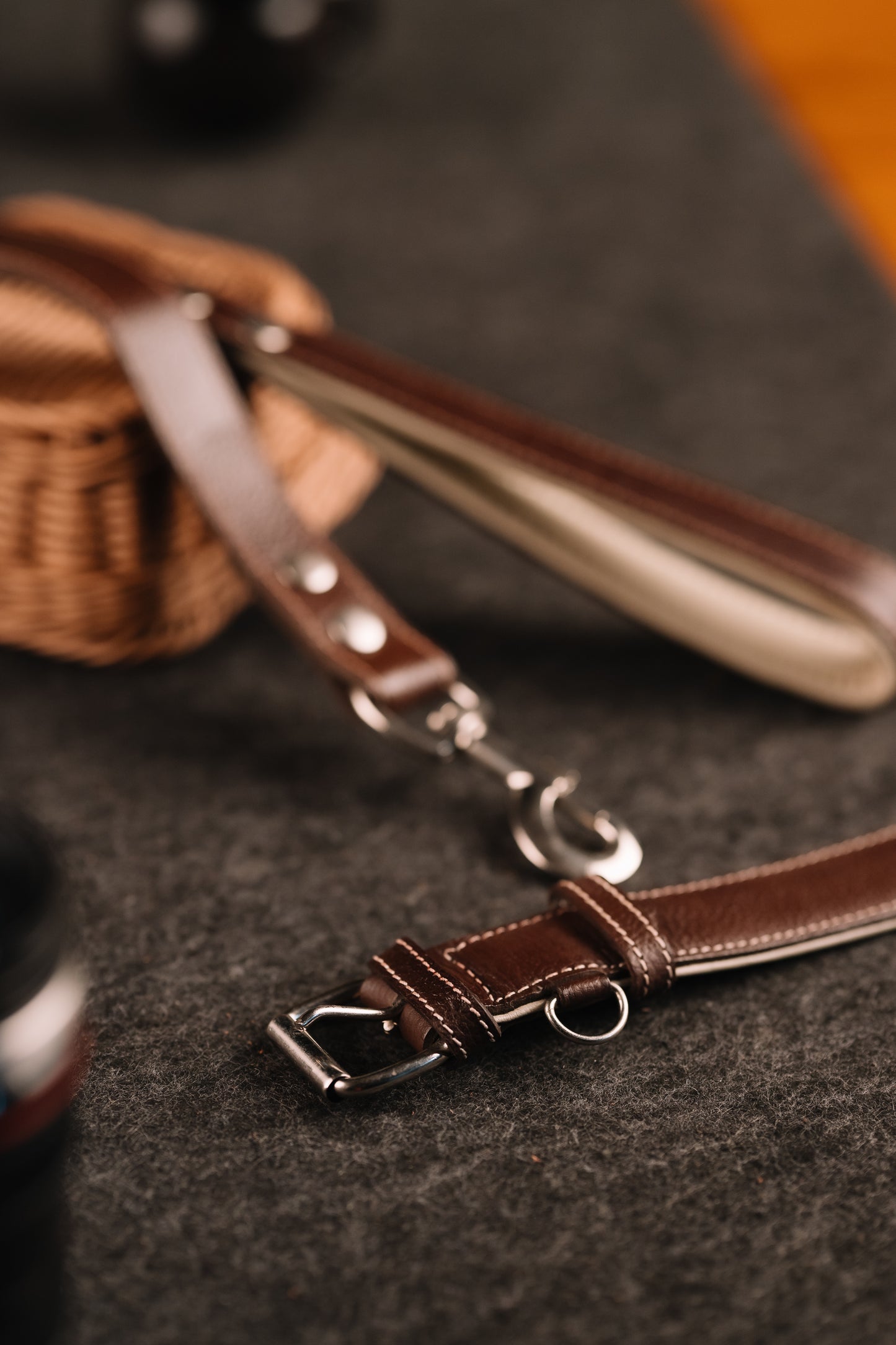 Classic Canine Collar & Leash (TAN)