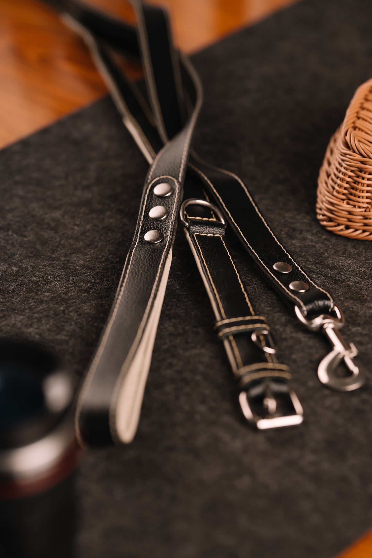 Classic Canine Collar & Leash (BLACK)